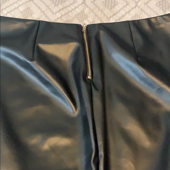 😃Faux Leather Pencil Skirt - Picture 6 of 6